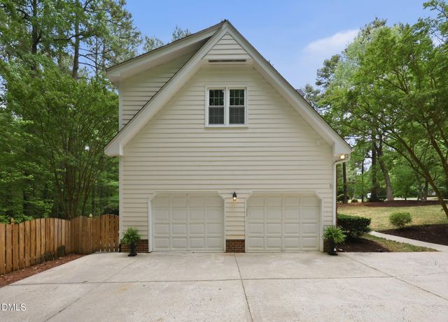 424 Grosvenor Drive, Raleigh, NC 27615