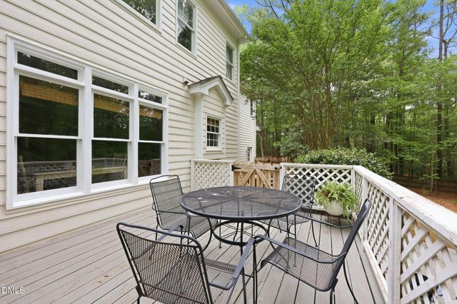 424 Grosvenor Drive, Raleigh, NC 27615
