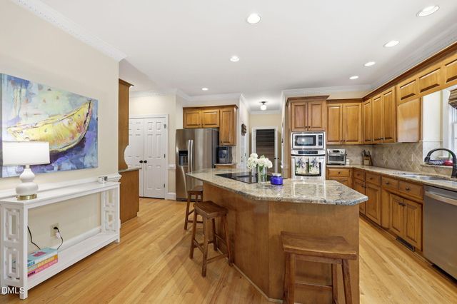 424 Grosvenor Drive, Raleigh, NC 27615