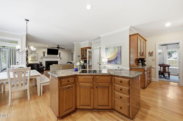 424 Grosvenor Drive, Raleigh, NC 27615