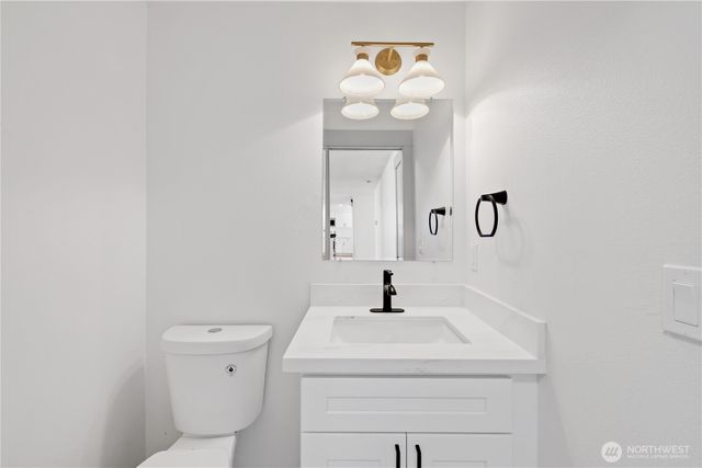 4313 Harbor Ridge Road NE, Tacoma, WA 98422