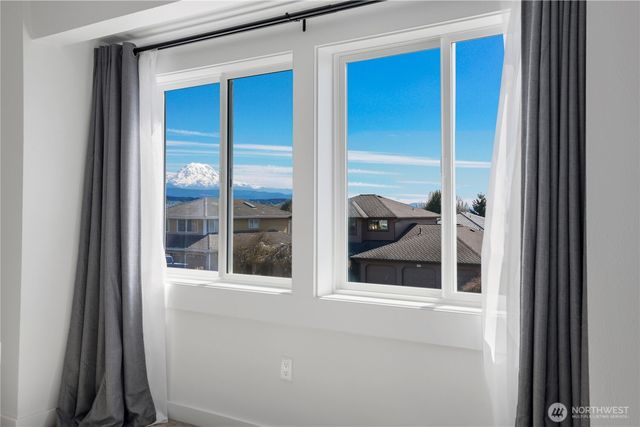 4313 Harbor Ridge Road NE, Tacoma, WA 98422