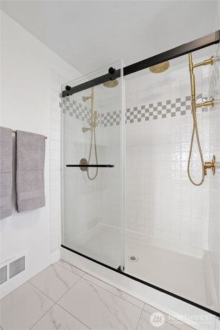 4313 Harbor Ridge Road NE, Tacoma, WA 98422