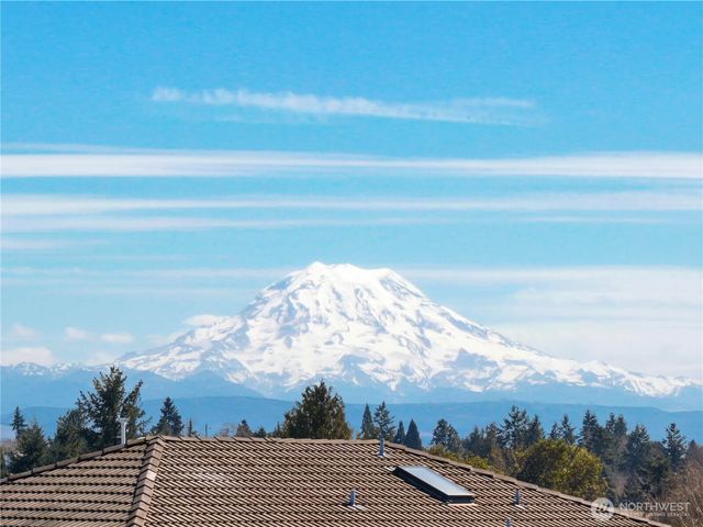 4313 Harbor Ridge Road NE, Tacoma, WA 98422