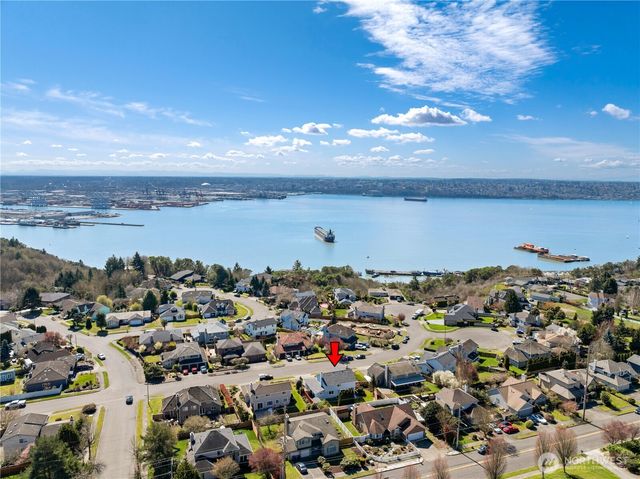 4313 Harbor Ridge Road NE, Tacoma, WA 98422