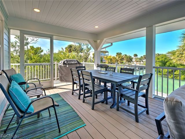 120 Mockingbird LN, Englewood, FL 34223