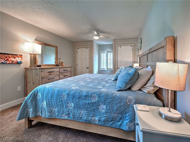 120 Mockingbird LN, Englewood, FL 34223