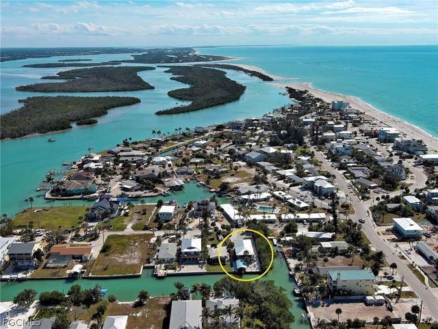 120 Mockingbird LN, Englewood, FL 34223