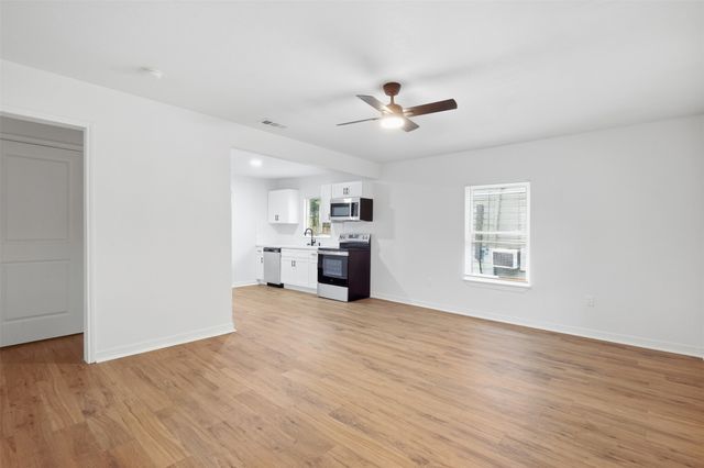920 E Chaffin Street, Sherman, TX 75090