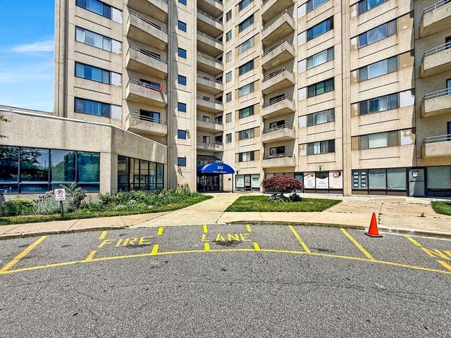 382 Ocean Ave 902, Revere, MA 02151