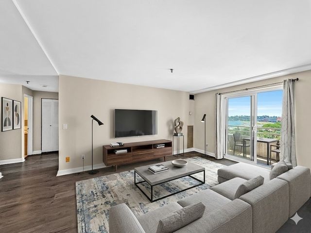 382 Ocean Ave 902, Revere, MA 02151