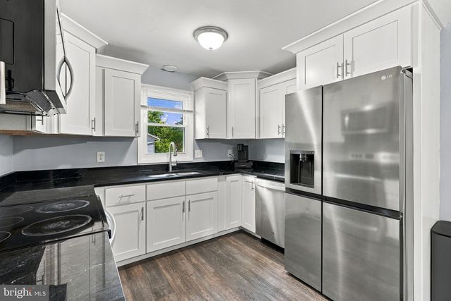 237 BUTTONWOOD DR, Elizabethtown, PA 17022