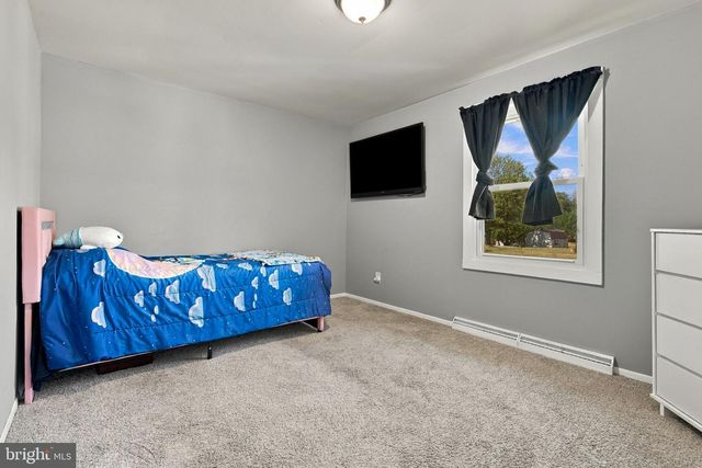 237 BUTTONWOOD DR, Elizabethtown, PA 17022