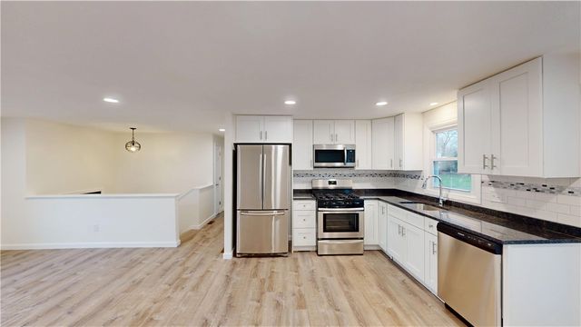 69 Cushing Street, North Providence, RI 02904