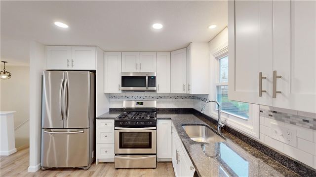 69 Cushing Street, North Providence, RI 02904