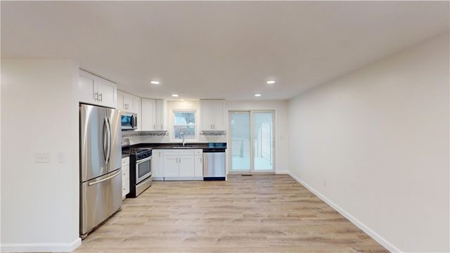 69 Cushing Street, North Providence, RI 02904