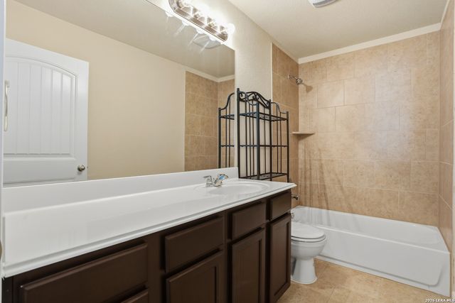 10622 Blue Wolf Pier, San Antonio, TX 78245