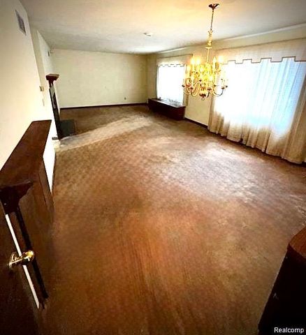 1250 Club Drive, Bloomfield Hills, MI 48302