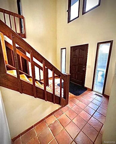 1250 Club Drive, Bloomfield Hills, MI 48302