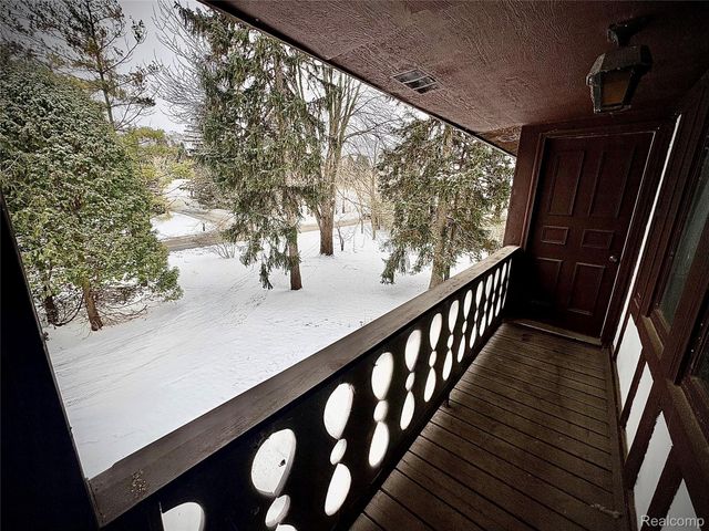 1250 Club Drive, Bloomfield Hills, MI 48302