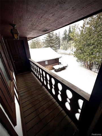 1250 Club Drive, Bloomfield Hills, MI 48302