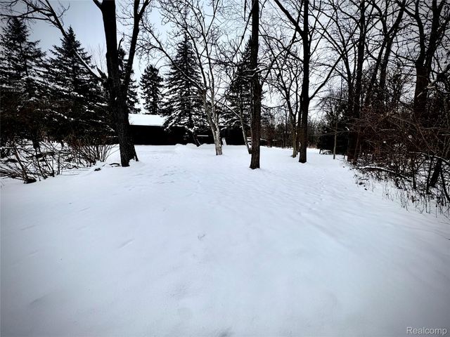 1250 Club Drive, Bloomfield Hills, MI 48302