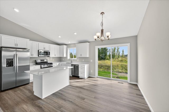 4690 89th Street NE, Monticello, MN 55362