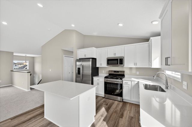 4690 89th Street NE, Monticello, MN 55362