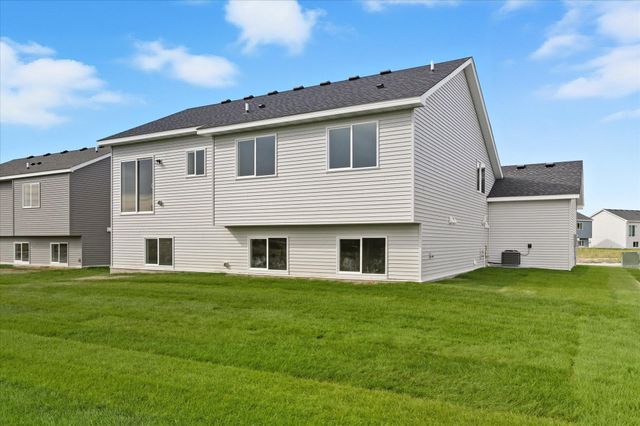 4690 89th Street NE, Monticello, MN 55362