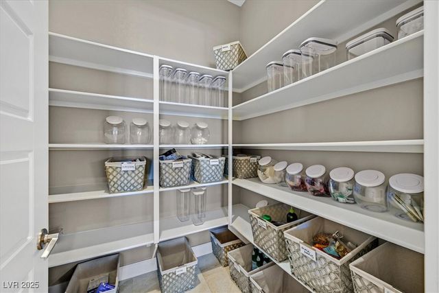 2 Olympia Outlook Drive, Las Vegas, NV 89141