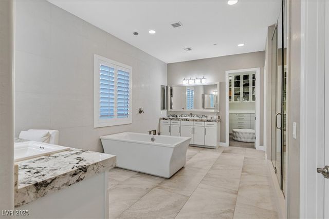 2 Olympia Outlook Drive, Las Vegas, NV 89141