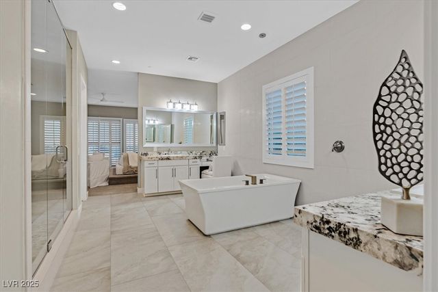 2 Olympia Outlook Drive, Las Vegas, NV 89141