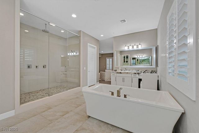 2 Olympia Outlook Drive, Las Vegas, NV 89141