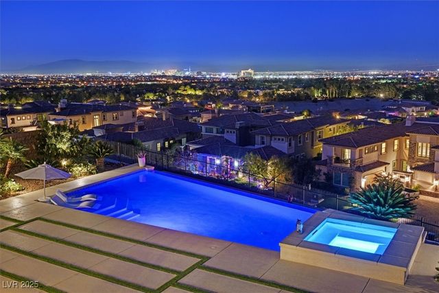 2 Olympia Outlook Drive, Las Vegas, NV 89141