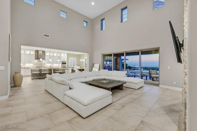 2 Olympia Outlook Drive, Las Vegas, NV 89141