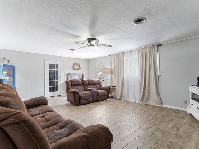 3940 Wickersham Street, Bay City, TX 77414