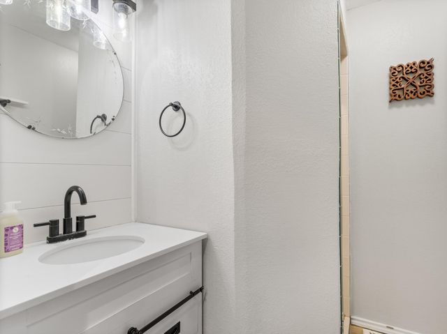 3940 Wickersham Street, Bay City, TX 77414