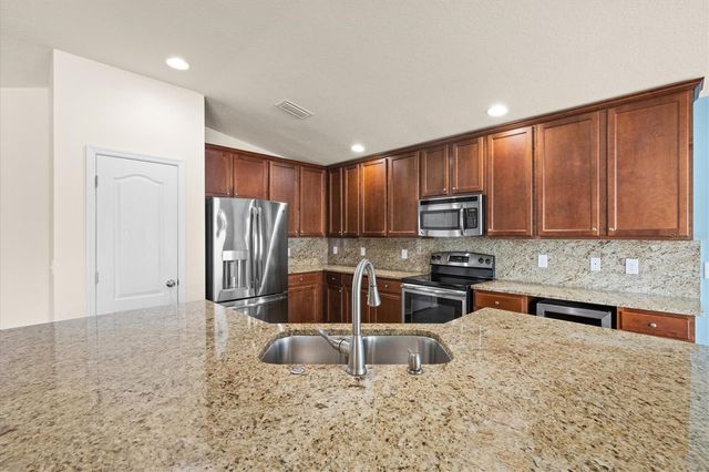 6539 BOULDER RUN LOOP, Wesley Chapel, FL 33545