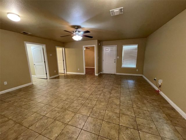 3133 Weave Court, Granbury, TX 76049