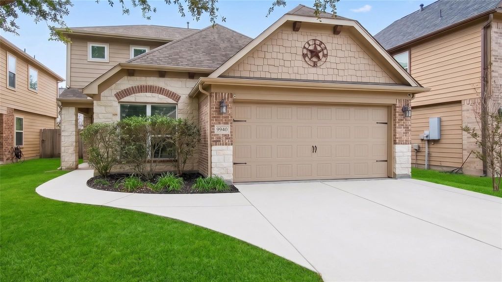 9940 Swallow Drive, Conroe, TX 77385