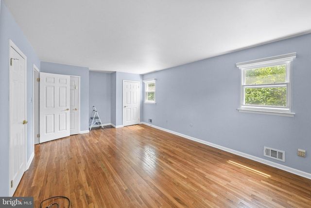9 CHERRY BROOK LN, Hightstown, NJ 08520