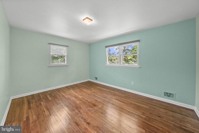 9 CHERRY BROOK LN, Hightstown, NJ 08520