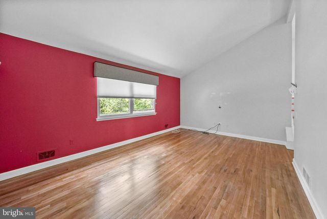 9 CHERRY BROOK LN, Hightstown, NJ 08520