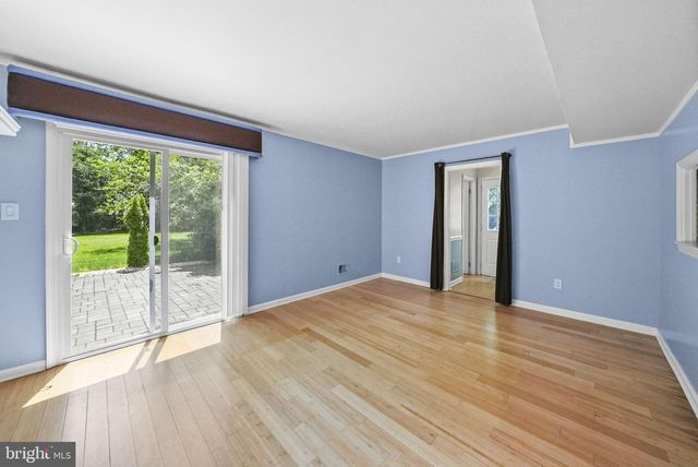 9 CHERRY BROOK LN, Hightstown, NJ 08520