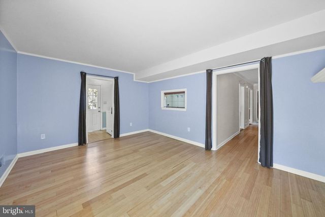 9 CHERRY BROOK LN, Hightstown, NJ 08520