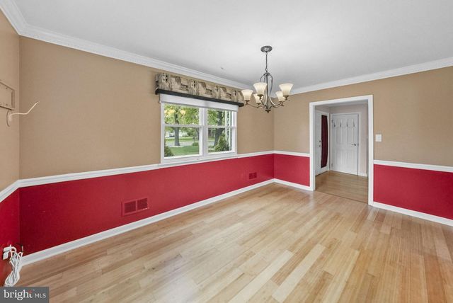 9 CHERRY BROOK LN, Hightstown, NJ 08520