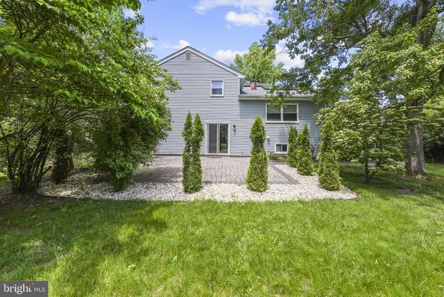 9 CHERRY BROOK LN, Hightstown, NJ 08520
