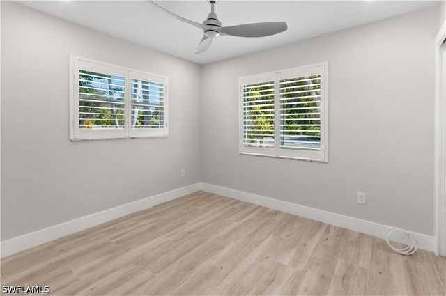 54 Liberty LN, Naples, FL 34112
