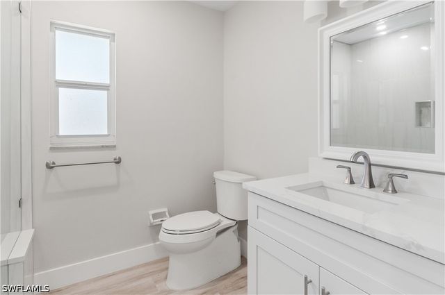 54 Liberty LN, Naples, FL 34112