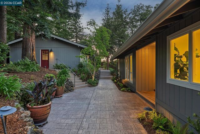 665 Sky Hy Cir, Lafayette, CA 94549